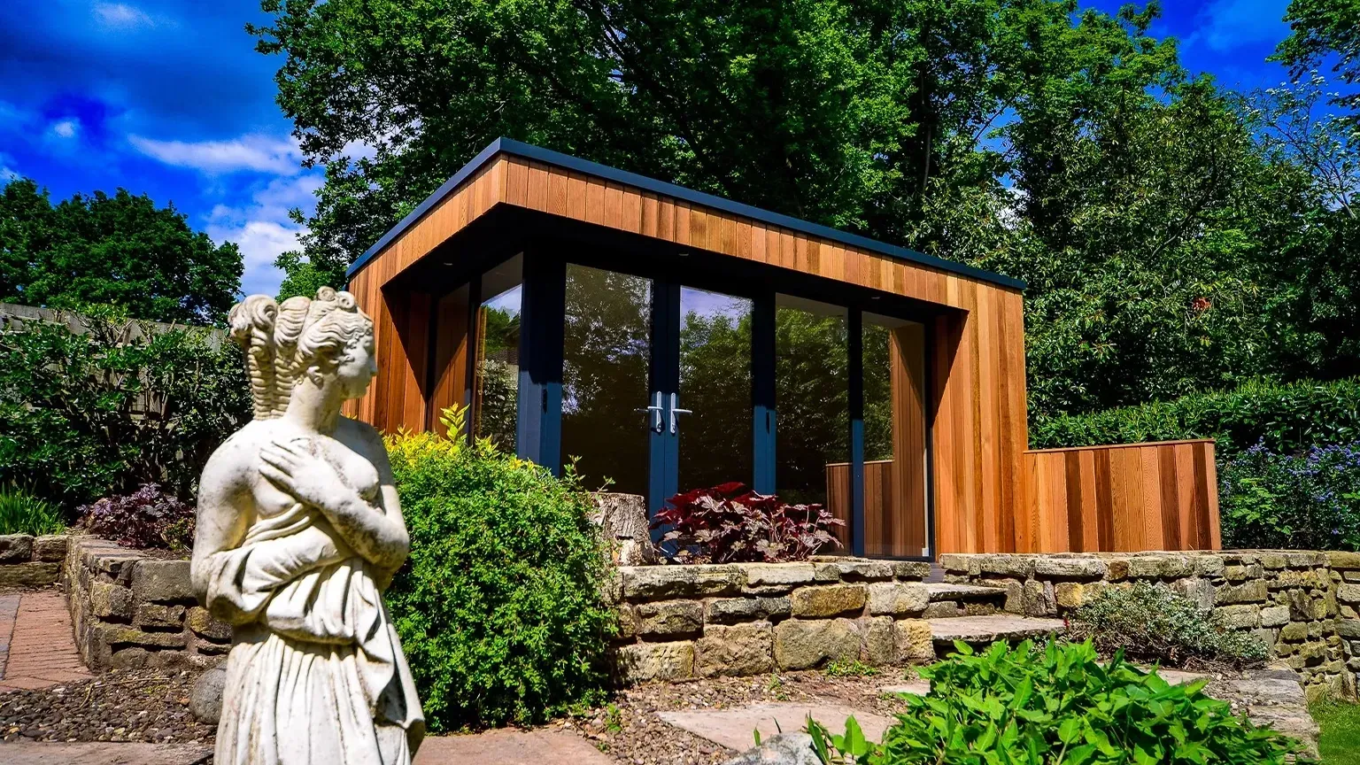 SIP panels forming the structure of a garden room